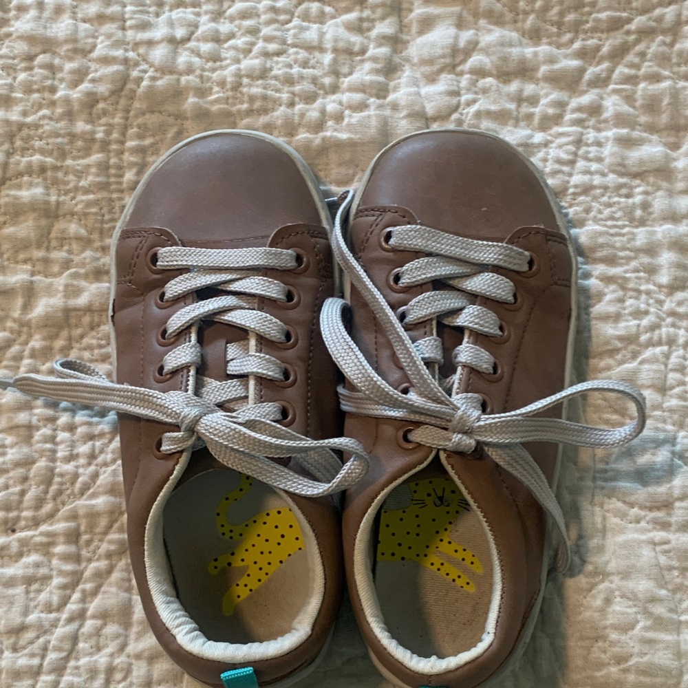 Classic sneaker